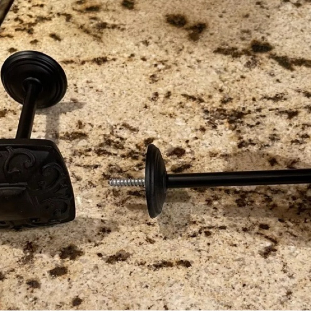 NIB ALLEN & ROTH PAIR FINIALS